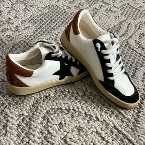 Rare!!!!Vintage Havana Wooster sneakers size 8